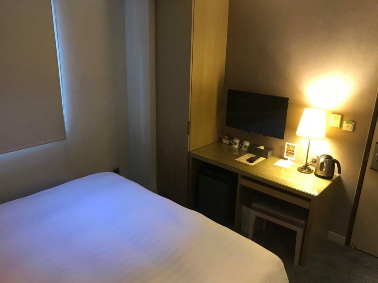 麗馨商旅七賢館 Ξενοδοχείο Καοσιούνγκ Εξωτερικό φωτογραφία